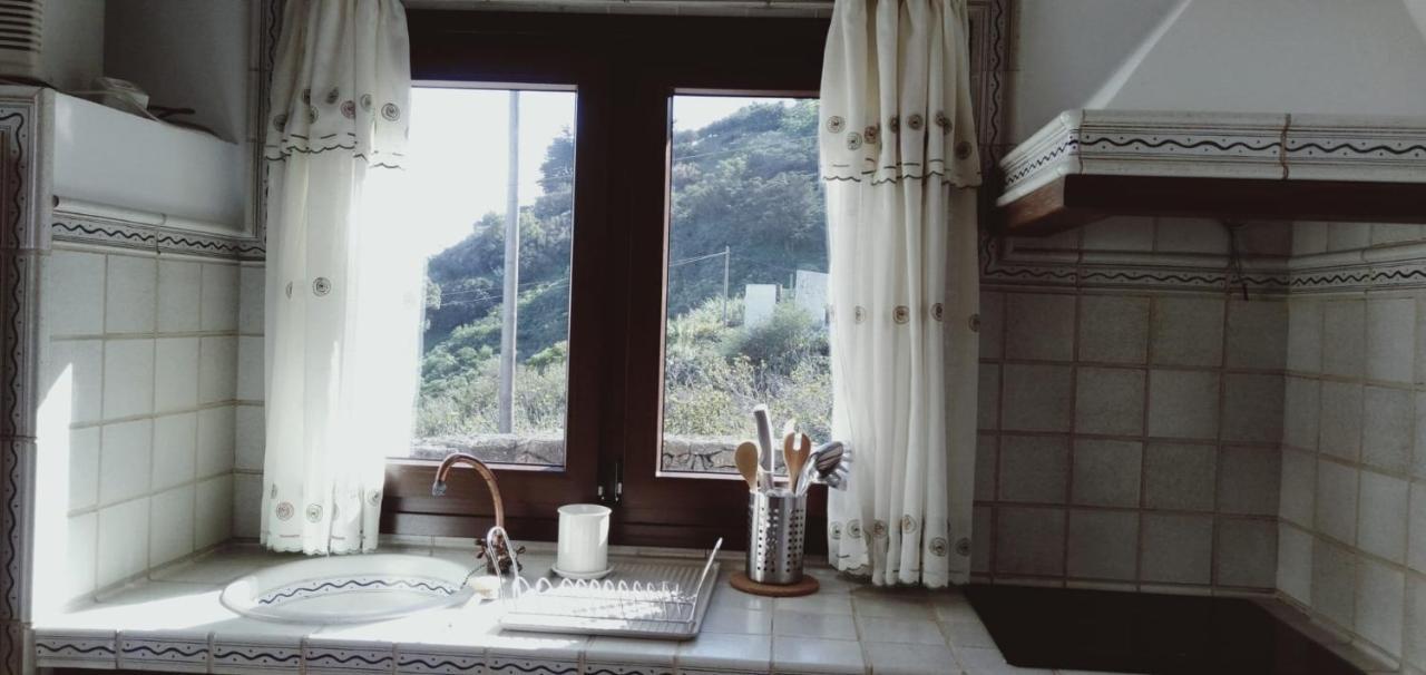 Casa Ben Abora Сasa de vacaciones Las Rosas (El Hierro)